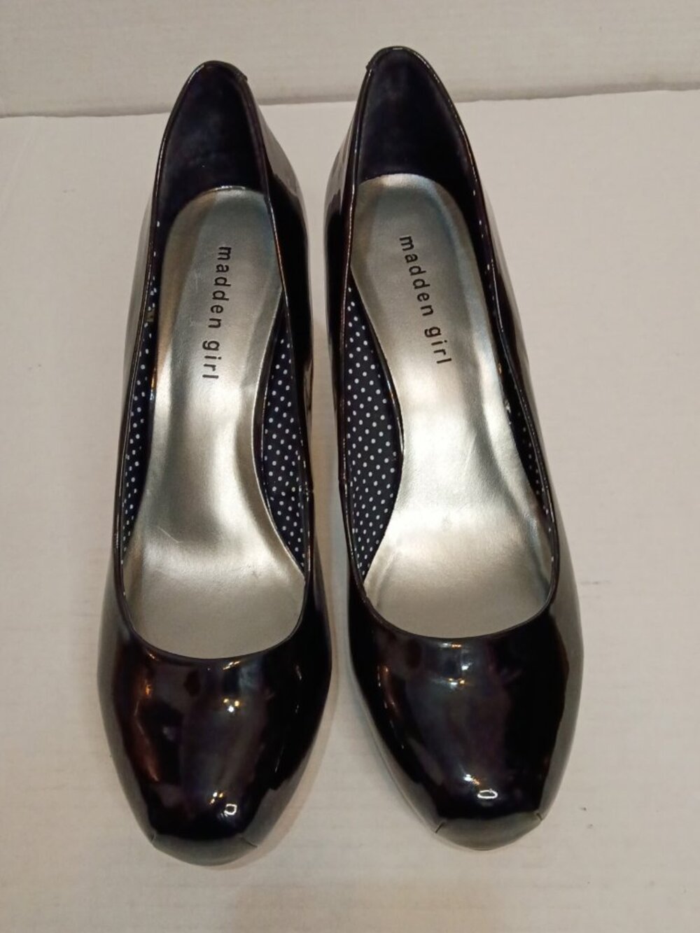 Madden Girl Getta Black Patent-Look Round Toe Pumps Women’s Size 10
